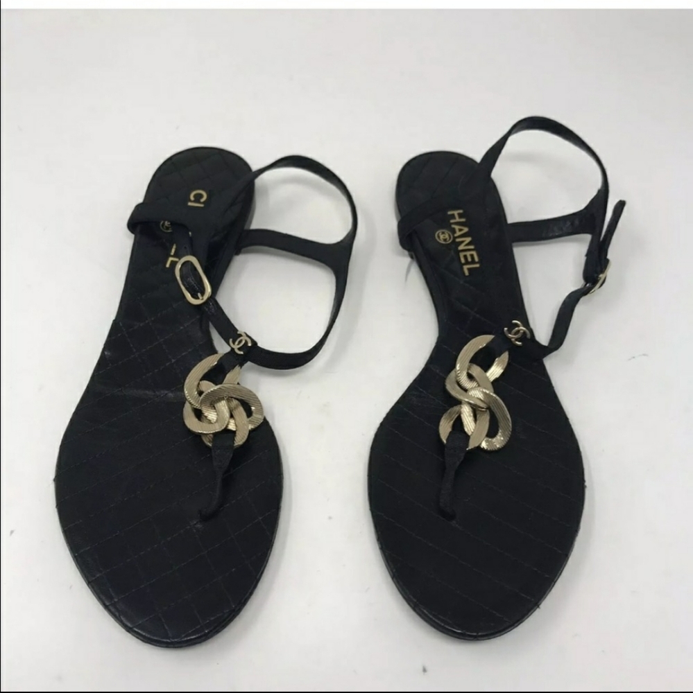 Chanel t strap sandal size 40